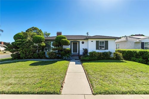 3960 Brayton Ave, Long Beach, CA, 90807-3708 | Card Image