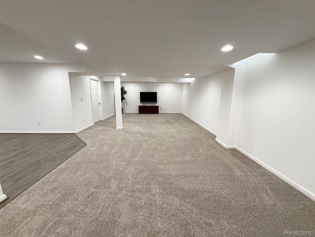 28975 Hearthstone Dr, House other with 4 bedrooms, 5 bathrooms and null parking in Novi MI | Image 44