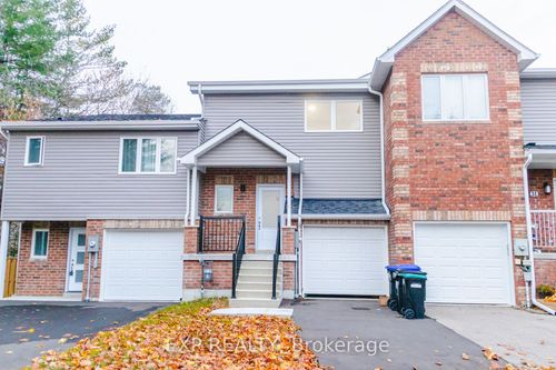 29 Parkside Cres, Angus, ON, L3W1B3 | Card Image