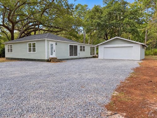 10117 Johns Bayou Rd, Vancleave, MS, 39565-7035 | Card Image