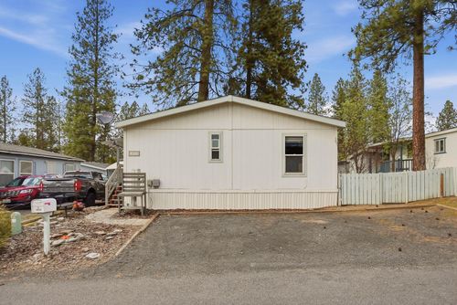 14835 N Dixie Ln, Mead, WA, 99021-9435 | Card Image