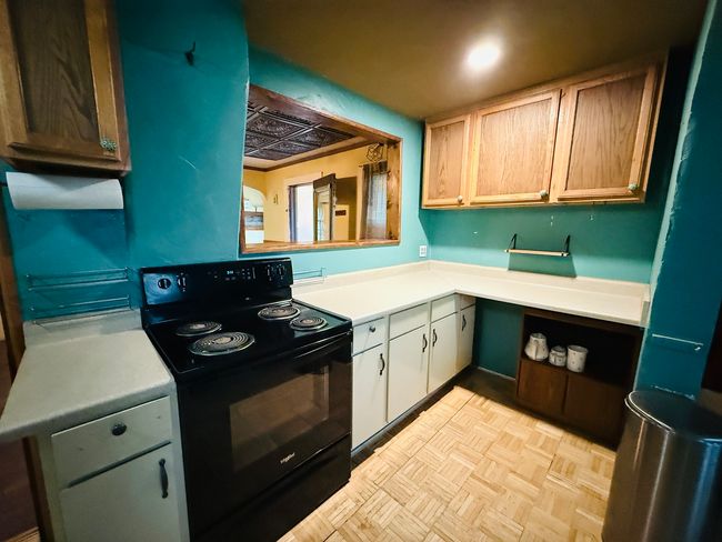 204 Center St, House other with 3 bedrooms, 2 bathrooms and 3 parking in Colfax IL | Image 6