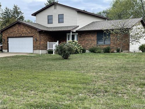106 Trainer Ave, Cuba, MO, 65453 | Card Image
