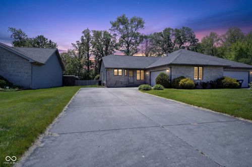 8307 W Ashford Lane, Muncie, IN, 47304 | Card Image