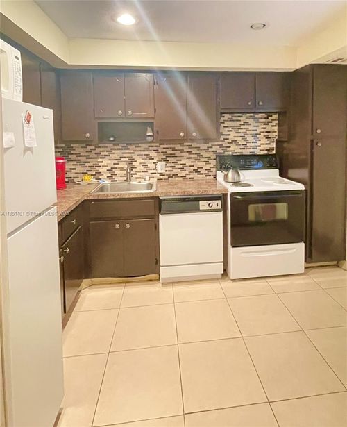 apt-404-2801 N Palm Aire Dr, Pompano Beach, FL, 33069-3419 | Card Image
