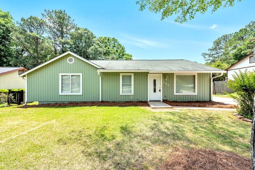 Peachtree Ct, Riverdale, GA 30274