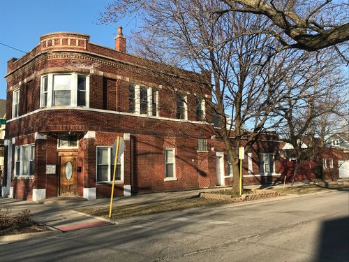 rear-3401 N Kolmar Ave, Chicago, IL, 60641-3856 | Card Image