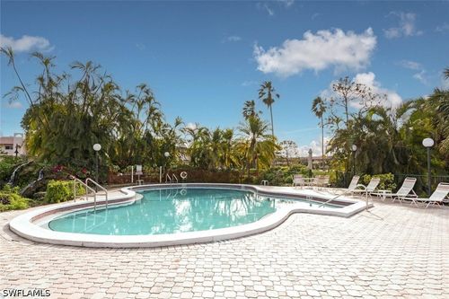 105-499 Forest Lakes Blvd, NAPLES, FL, 34105-2389 | Card Image