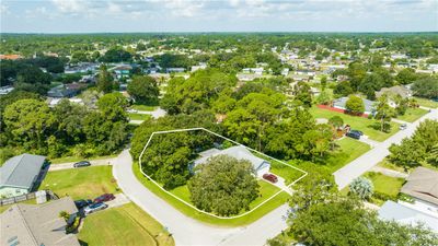 188 Hawthorne Lane Ne, House other with 3 bedrooms, 2 bathrooms and null parking in Palm Bay FL | Image 2