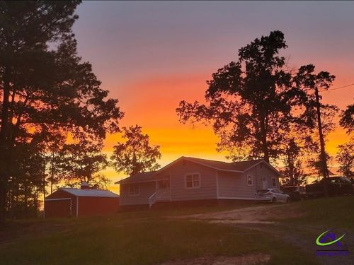 669 Flint River Estates Rd, Roberta, GA, 31078-5409 | Card Image