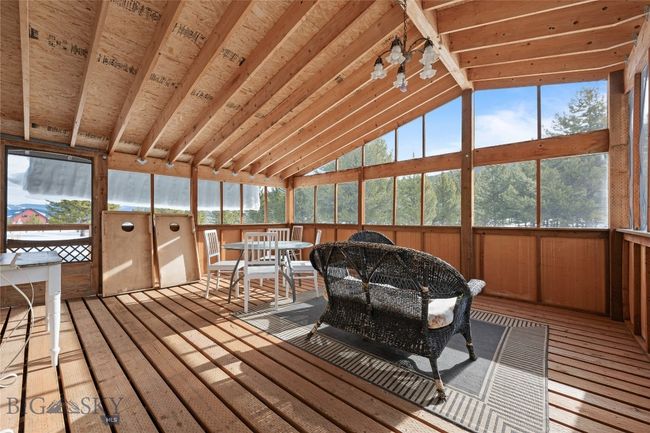 Main Home Screened in Porch | Image 33