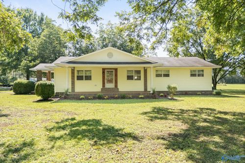 1446 Sharps Cove Rd, Gurley, AL, 35748-8206 | Card Image