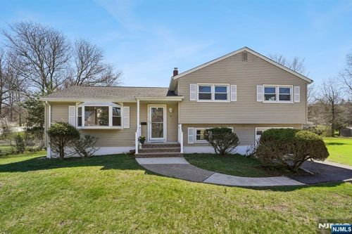 71 Ridge Road, Cedar Grove, NJ, 07009 | Card Image