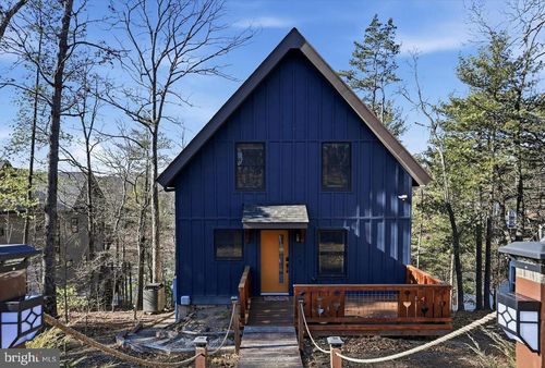 241 Sunset Cir, CROSS JUNCTION, VA, 22625-2464 | Card Image