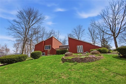 438 Merrick Dr, Beavercreek, OH, 45434-5852 | Card Image