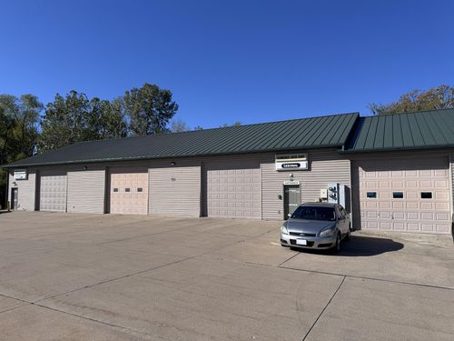 a-b-4103 White Tiger Ln, Columbia, MO, 65202-3770 | Card Image