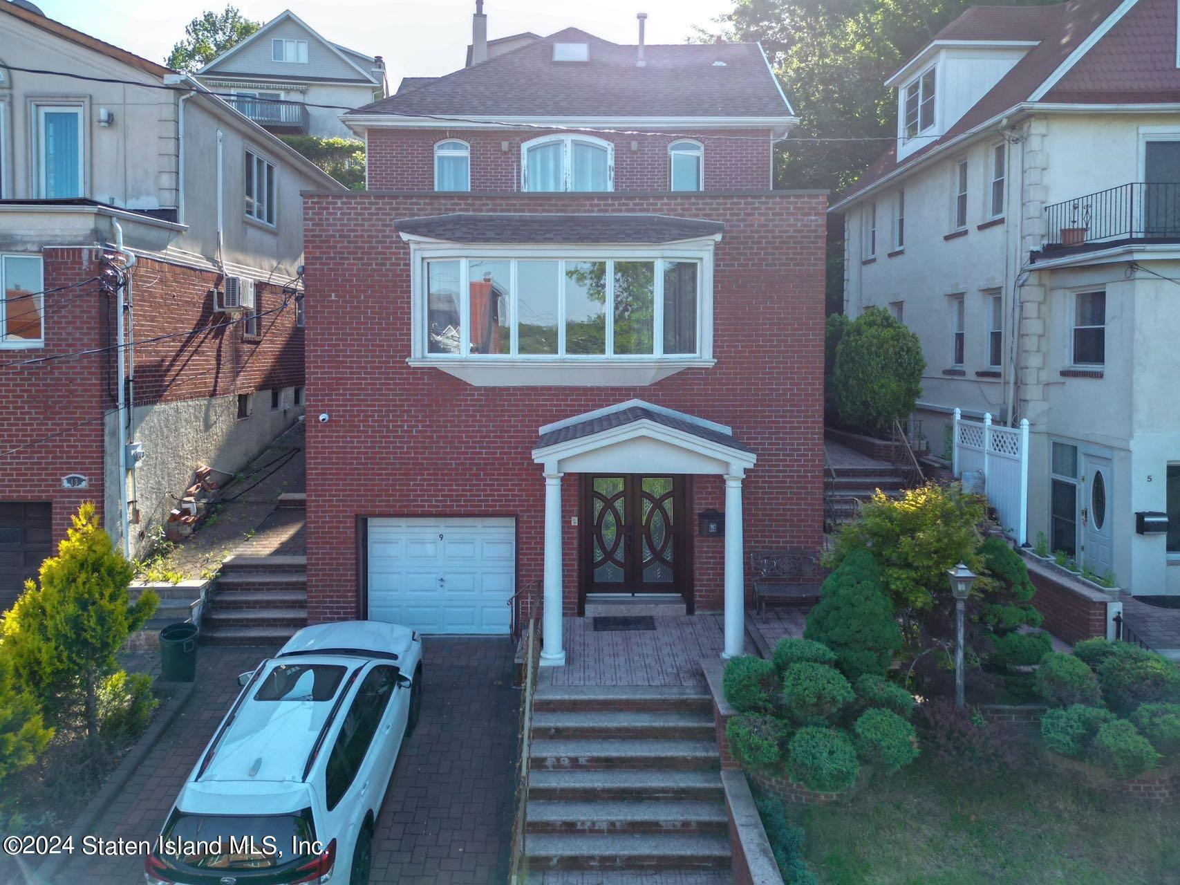 Wilson Ter, Staten Island, NY 10304