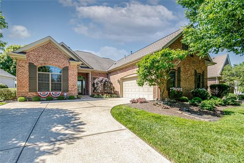 890 Vintage Lake Ct, Centerville, OH, 45458-4088 | Card Image