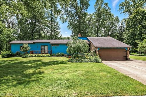 3021 Carlton Drive Nw, Warren, OH, 44485 | Card Image