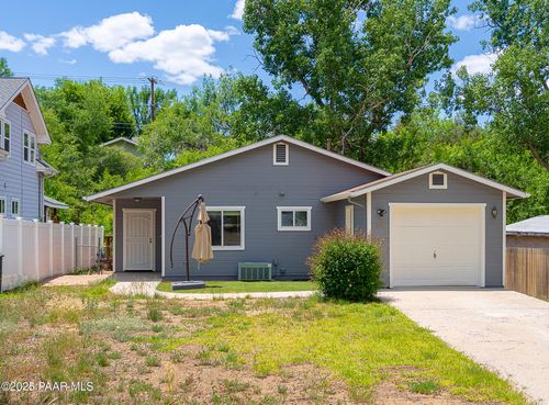 252 S Virginia St, Prescott, AZ, 86303-3924 | Card Image
