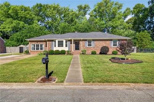 3528 Carter Rd, Portsmouth, VA, 23703-3811 | Card Image