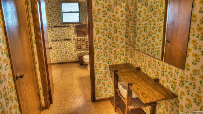 154 Weston Rd, House other with 1 bedrooms, 1 bathrooms and null parking in Leakey TX | Image 26