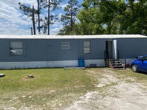 625 Allen St, Swainsboro, GA, 30401-3710 | Card Image