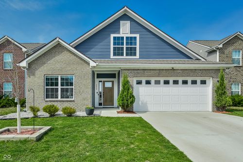 5466 Maywood Dr, Whitestown, IN, 46075-4560 | Card Image