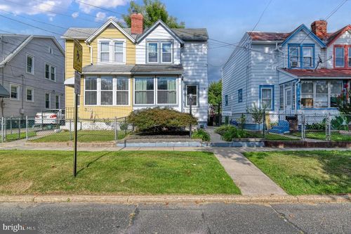 215 Haakon Rd, BROOKLAWN, NJ, 08030-2715 | Card Image