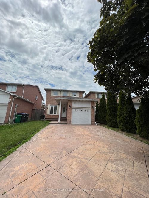23 Rushmore Cres, Brampton, ON, L6Z1R1 | Card Image