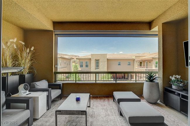 UNIT-1069 - 11280 Granite Ridge Dr, Condo with 4 bedrooms, 5 bathrooms and null parking in Las Vegas NV | Image 7