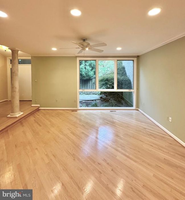 2021 Lakebreeze Way, Townhouse with 3 bedrooms, 4 bathrooms and null parking in RESTON VA | Image 7