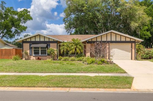 2113 Crowsnest Dr, PALM HARBOR, FL, 34685-1504 | Card Image
