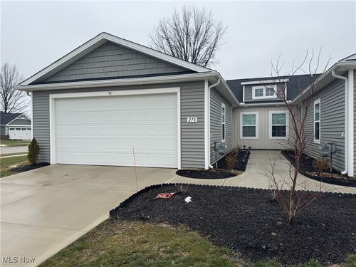 278 Silver Spring Circle, Elyria, OH, 44035 | Card Image