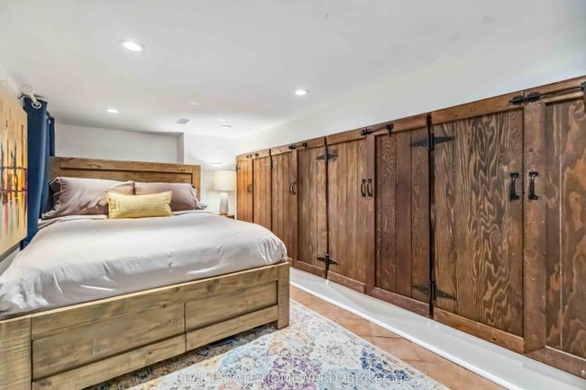 7 Norway Ave, House attached with 3 bedrooms, 2 bathrooms and null parking in Toronto ON | Image 28