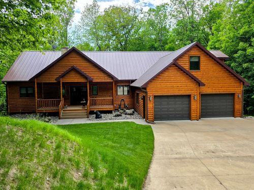 163 27 1/4 26 7/8 Ave, Cumberland, WI, 54829-8878 | Card Image