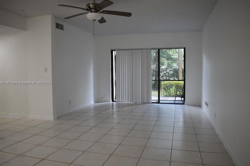 apt-110-9150 Nw 38th Dr, Coral Springs, FL, 33065-4363 | Card Image