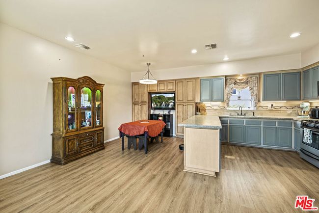 21683 Wo He Lo Trl, House other with 3 bedrooms, 4 bathrooms and null parking in Chatsworth CA | Image 13