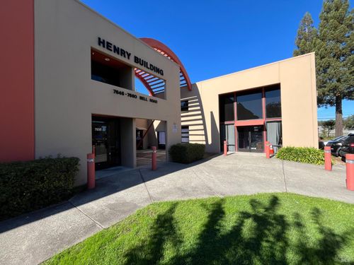 7646 Bell Rd, Windsor, CA, 95492-8998 | Card Image