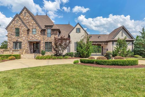 1430 Avellino Cir, Murfreesboro, TN, 37130-7608 | Card Image