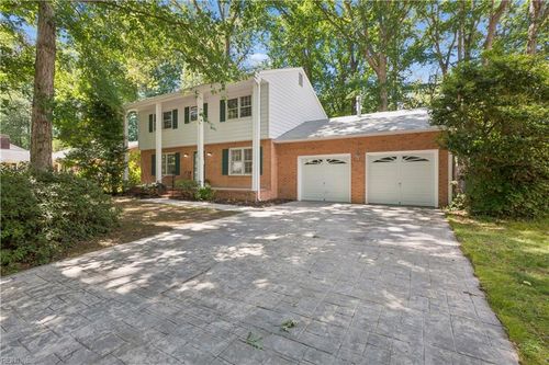 235 Dominion Drive, Newport News, VA, 23602 | Card Image