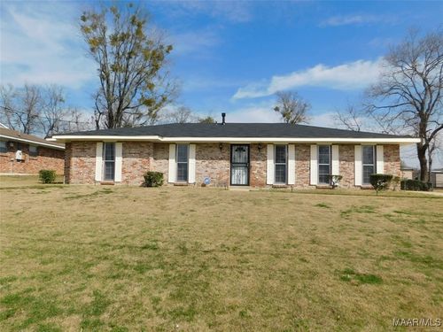 4443 S Slauson Cir, Montgomery, AL, 36106-3541 | Card Image