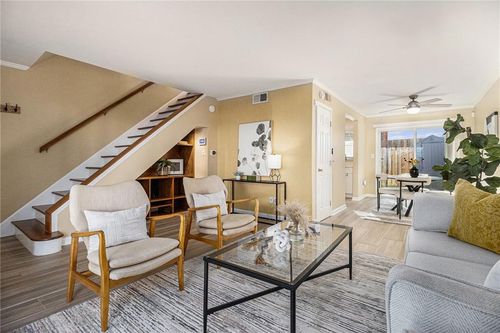apt-va2-136 Peachtree Memorial Dr Nw, Atlanta, GA, 30309-1029 | Card Image