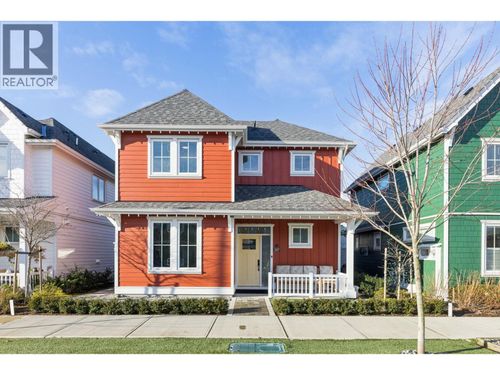 387 Ridge Street, Tsawwassen, BC, V4L0B5 | Card Image