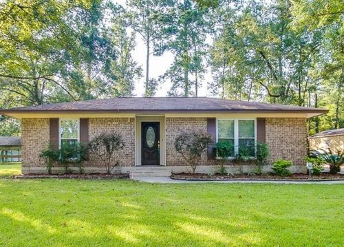 13279 Southshore Dr, Conroe, TX, 77304-5271 | Card Image