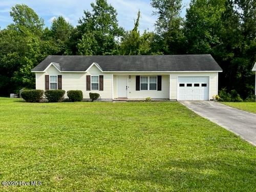 212 Winterberry Ct, Jacksonville, NC, 28540-9023 | Card Image