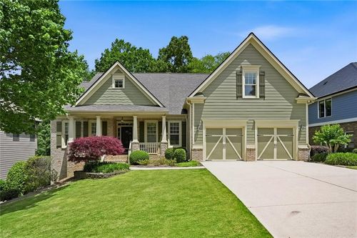 7422 Brookstone Cir, Flowery Branch, GA, 30542-7707 | Card Image