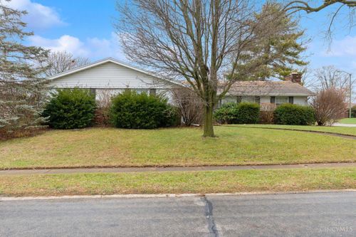 1379 Honeysuckle Dr, Fairborn, OH, 45324-5905 | Card Image