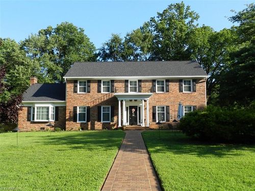 119 Willoughby Blvd, Greensboro, NC, 27408-4414 | Card Image