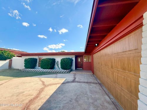 9430 E 30th Street, Tucson, AZ, 85710 | Card Image
